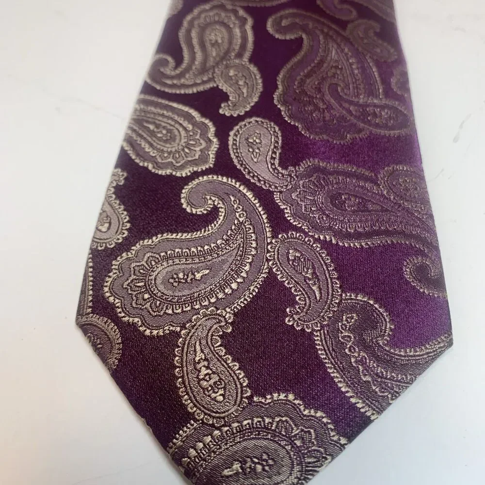 Paul Fredrick 100% Silk Tie Purple Paisley Print 58”X3.5” Designer Business